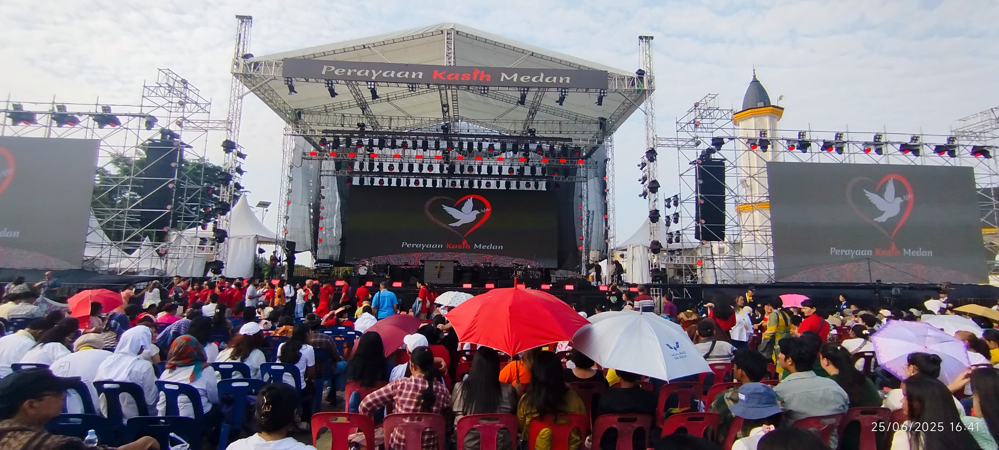 Perayaan Kasih Medan